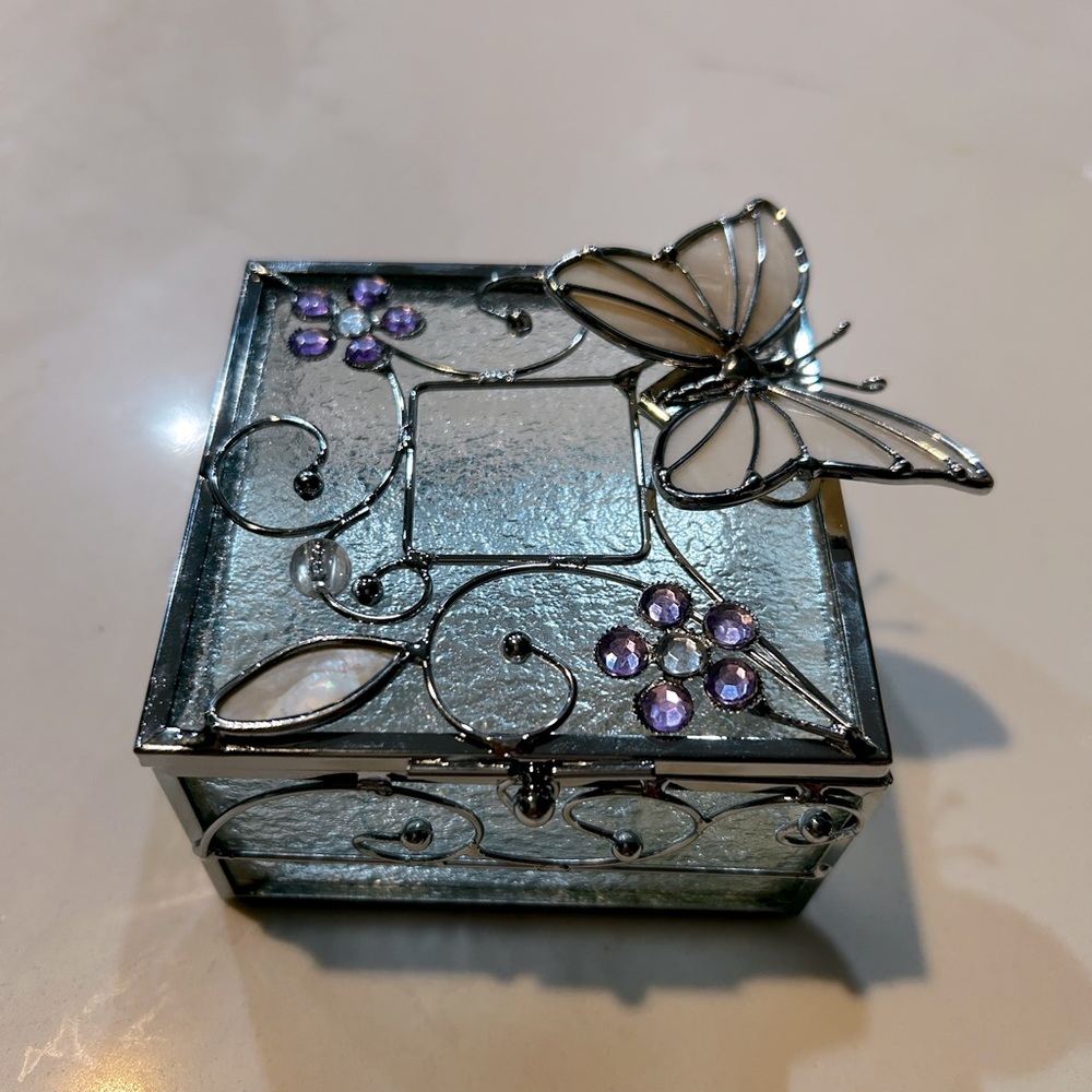Glass square jewelry box